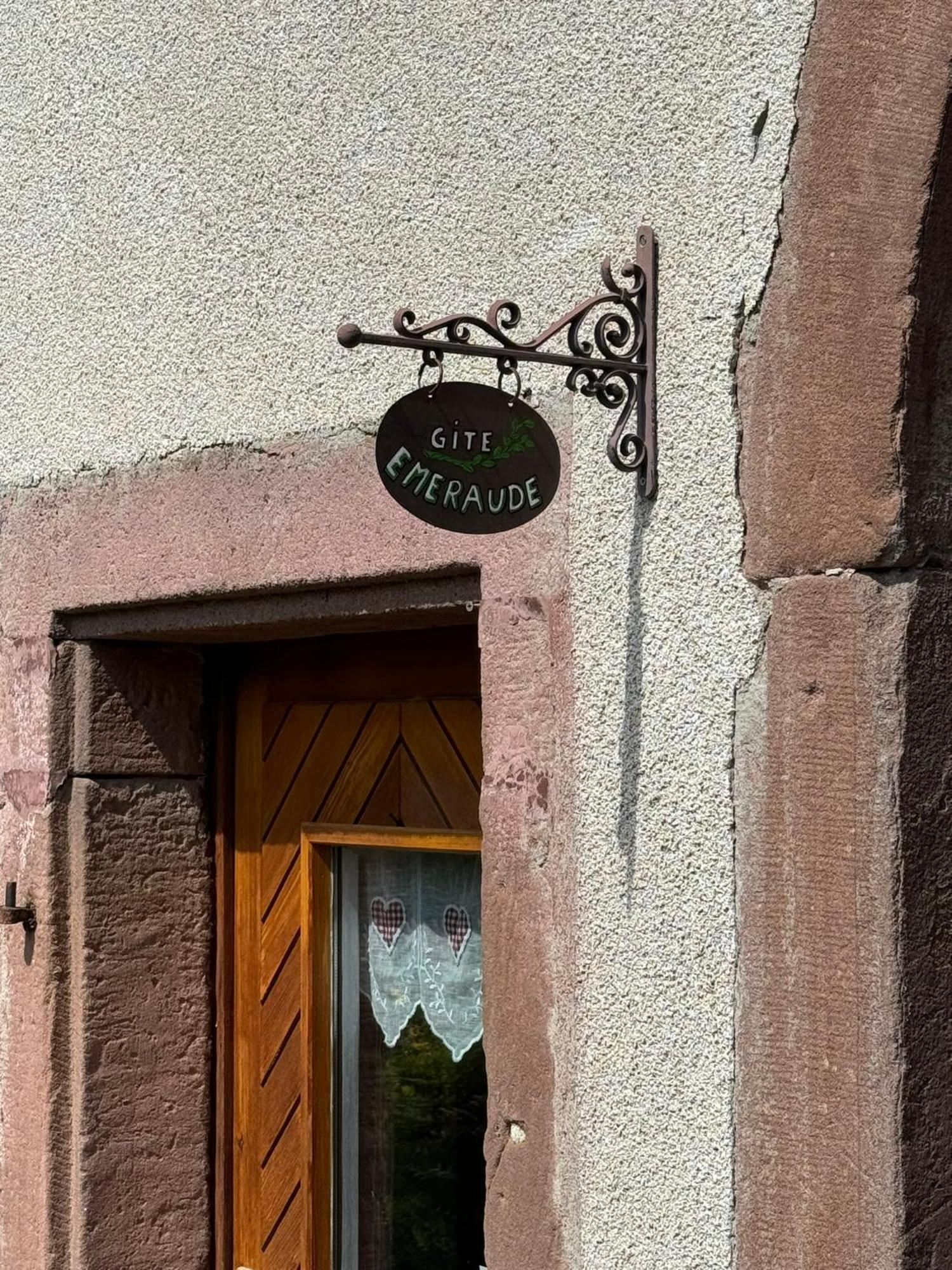 Apartment Emeraude *